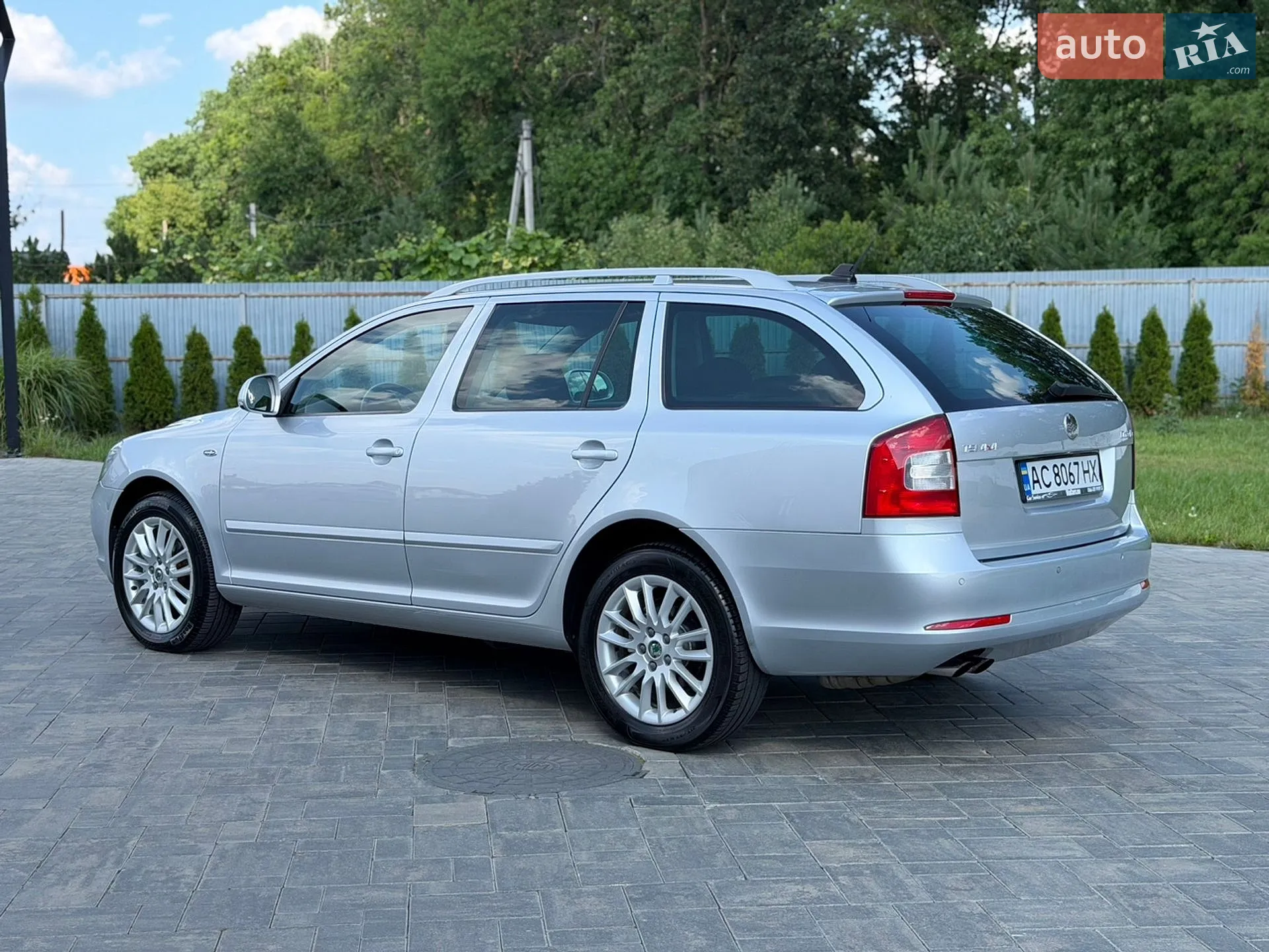 2010 Skoda Octavia - мініатюра 7