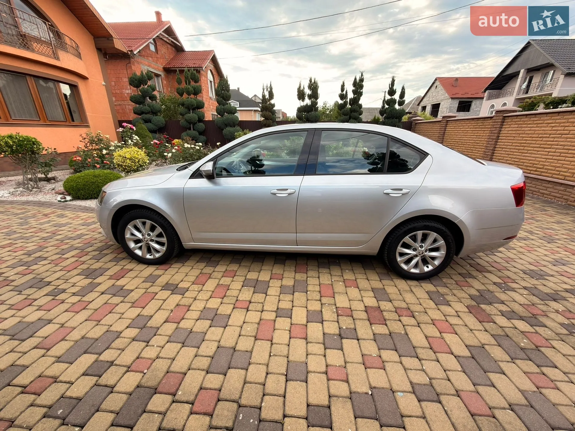 2017 Skoda Octavia - мініатюра 12