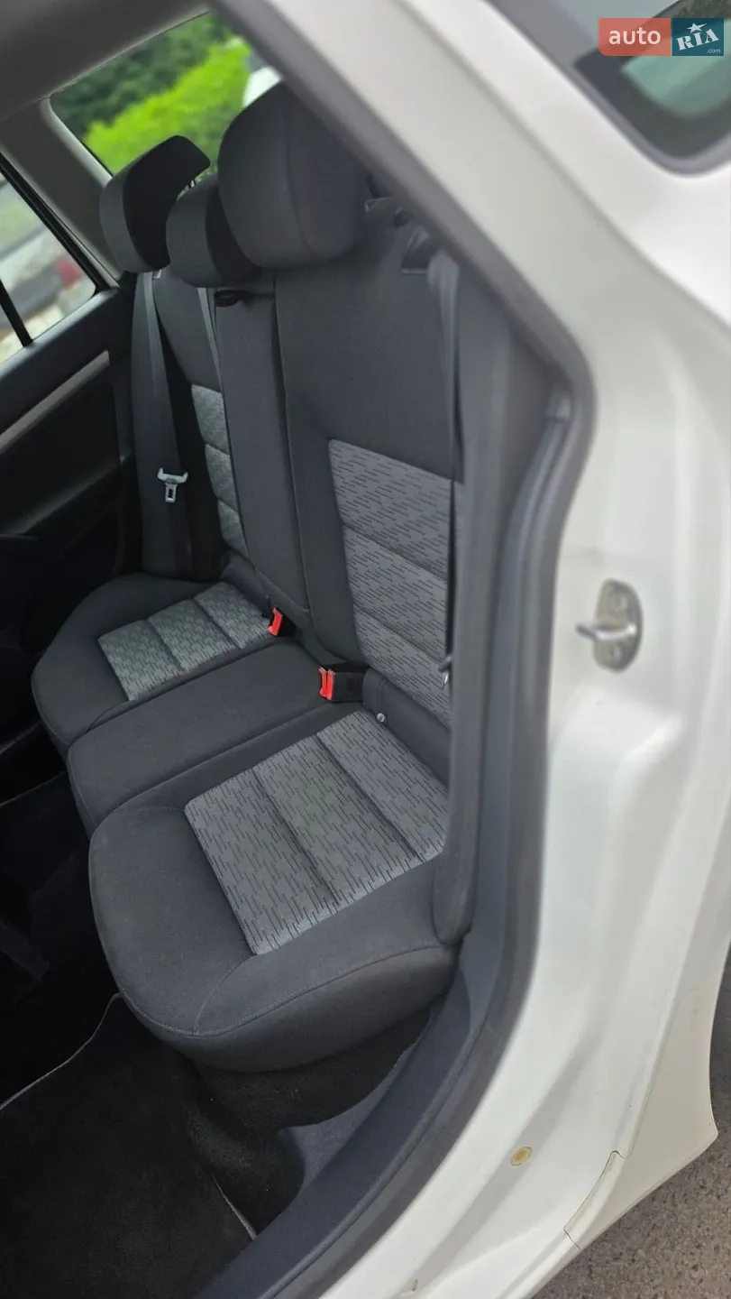 2013 Skoda Octavia - мініатюра 27