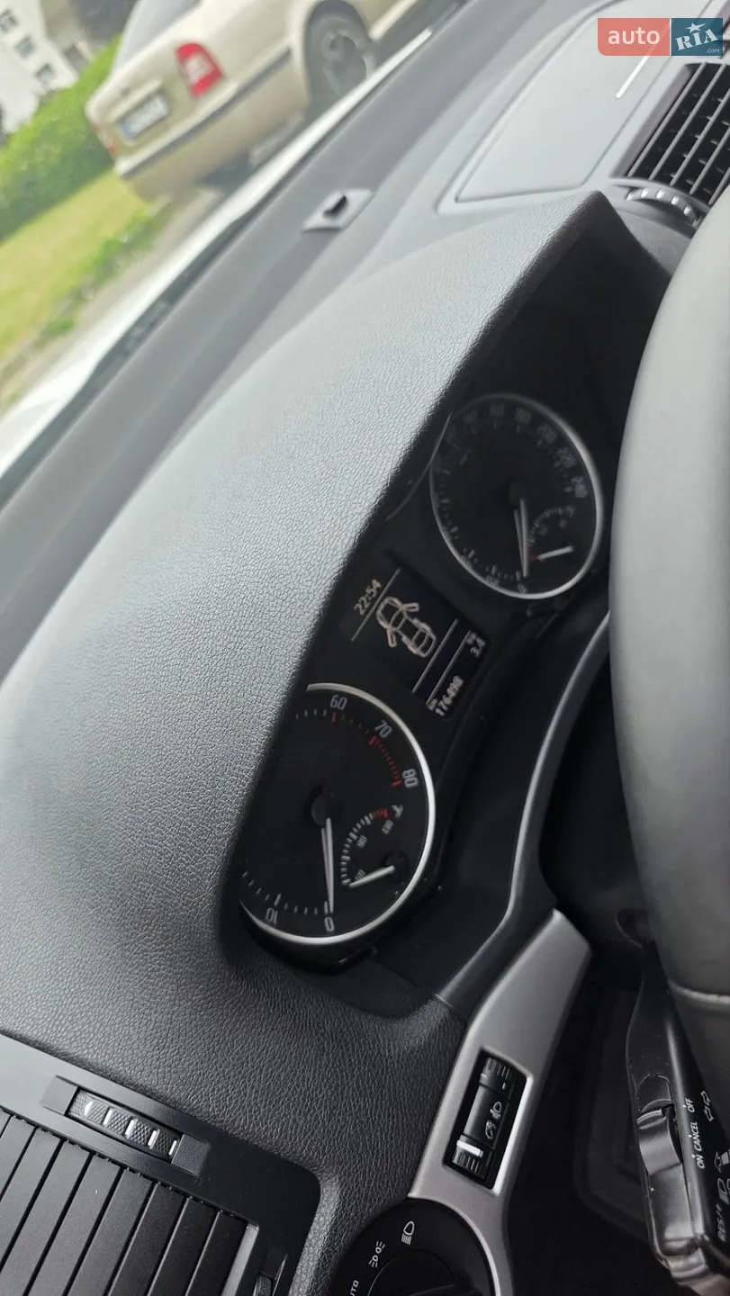 2013 Skoda Octavia - мініатюра 32