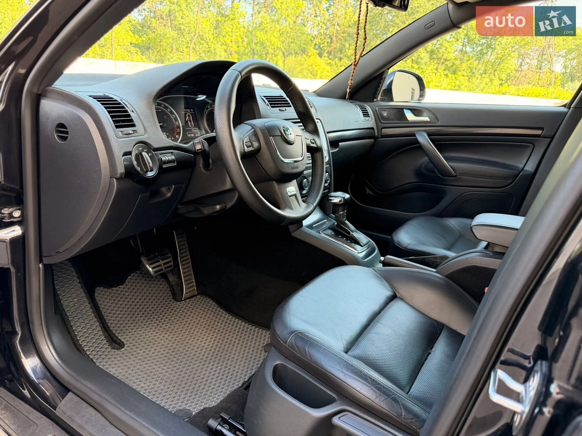 2011 Skoda Octavia - мініатюра 13