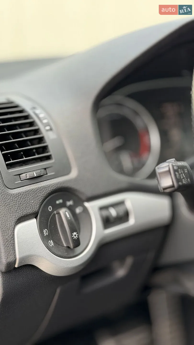 2011 Skoda Octavia - мініатюра 33