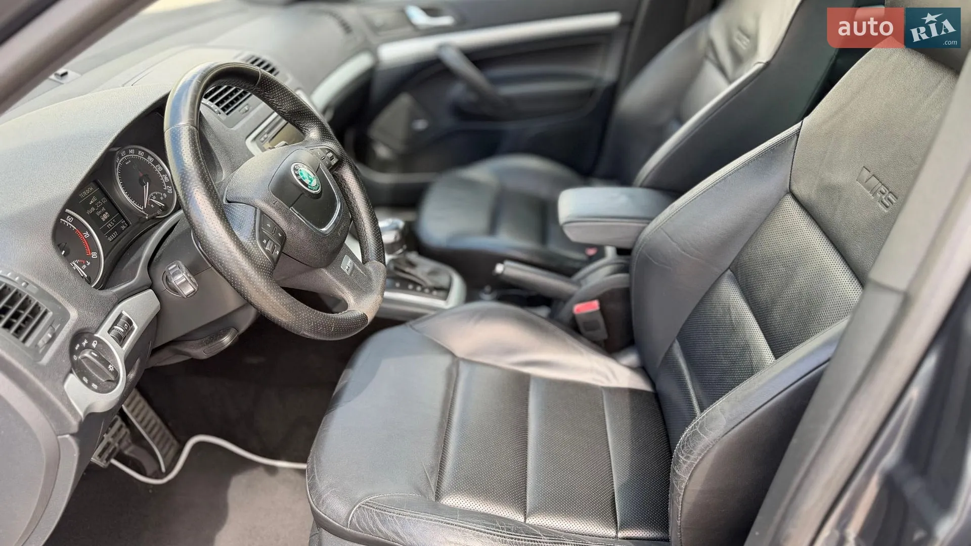 2011 Skoda Octavia - мініатюра 66