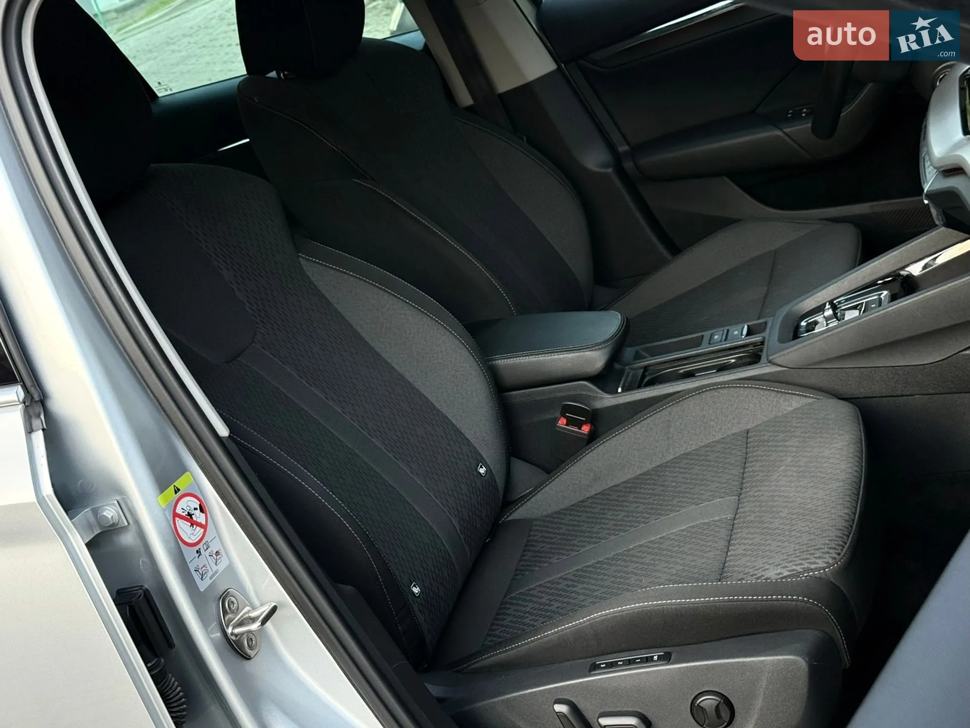 2021 Skoda Octavia - мініатюра 64