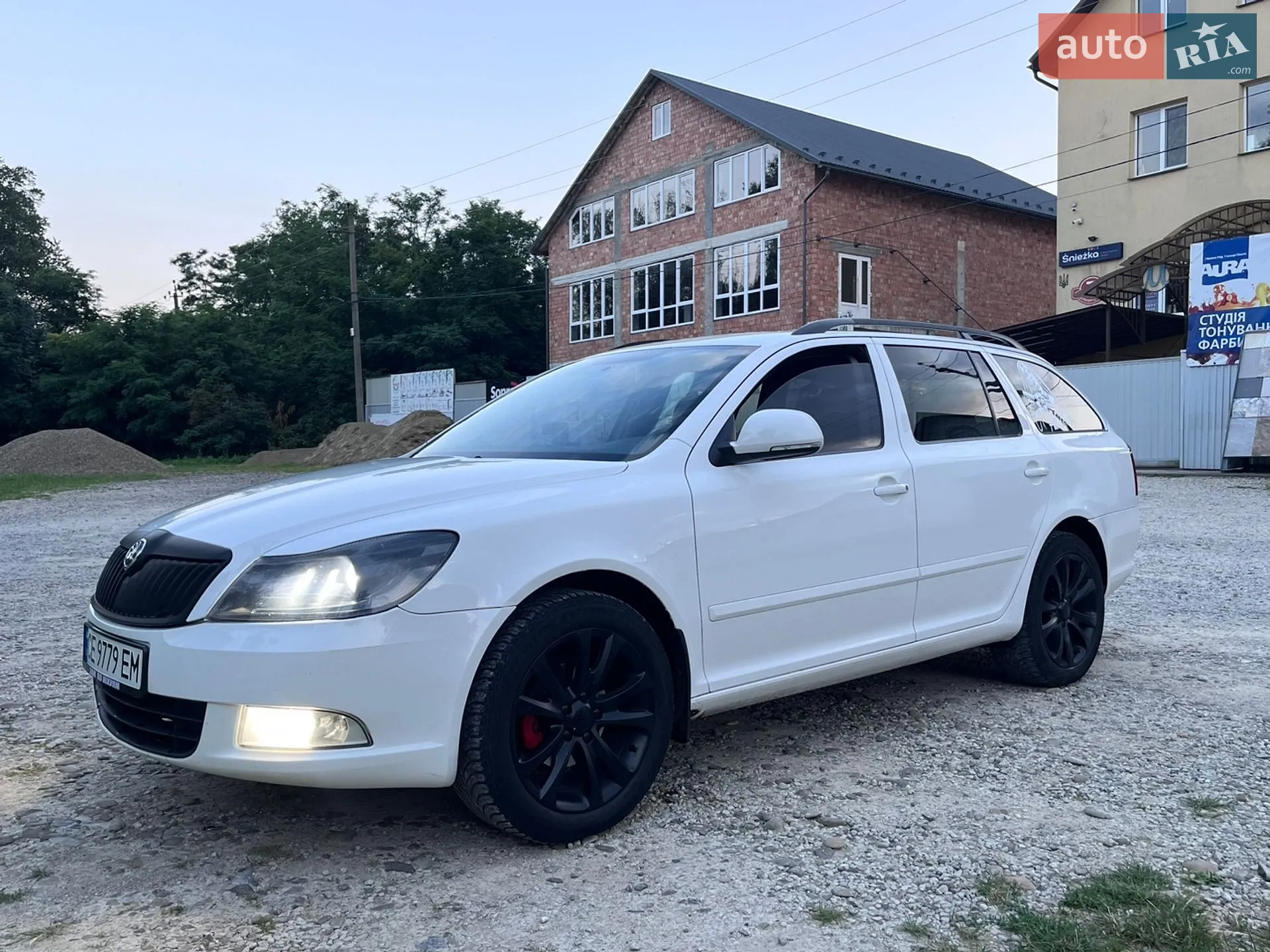 2010 Skoda Octavia - мініатюра 5