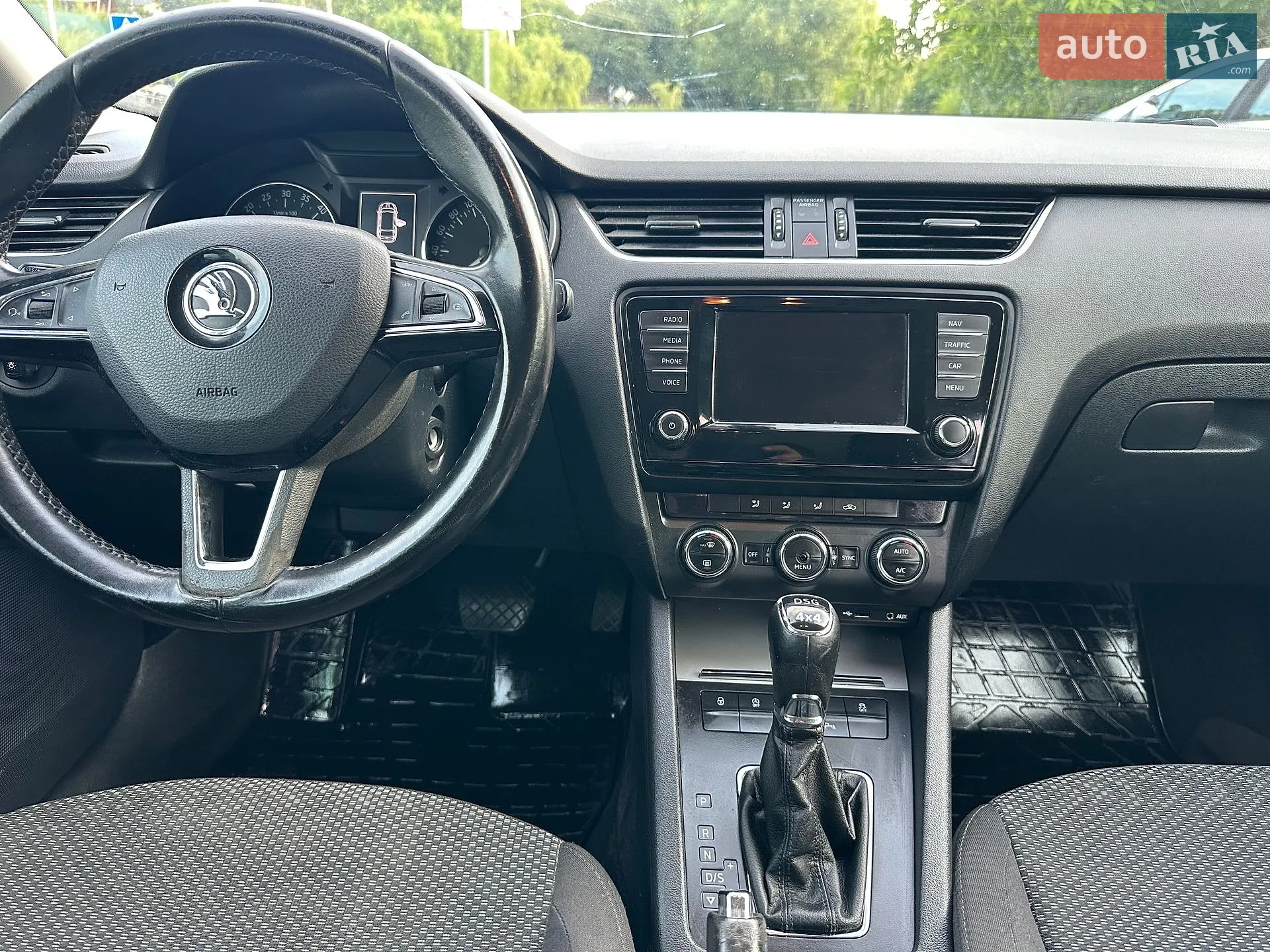 2015 Skoda Octavia - мініатюра 16