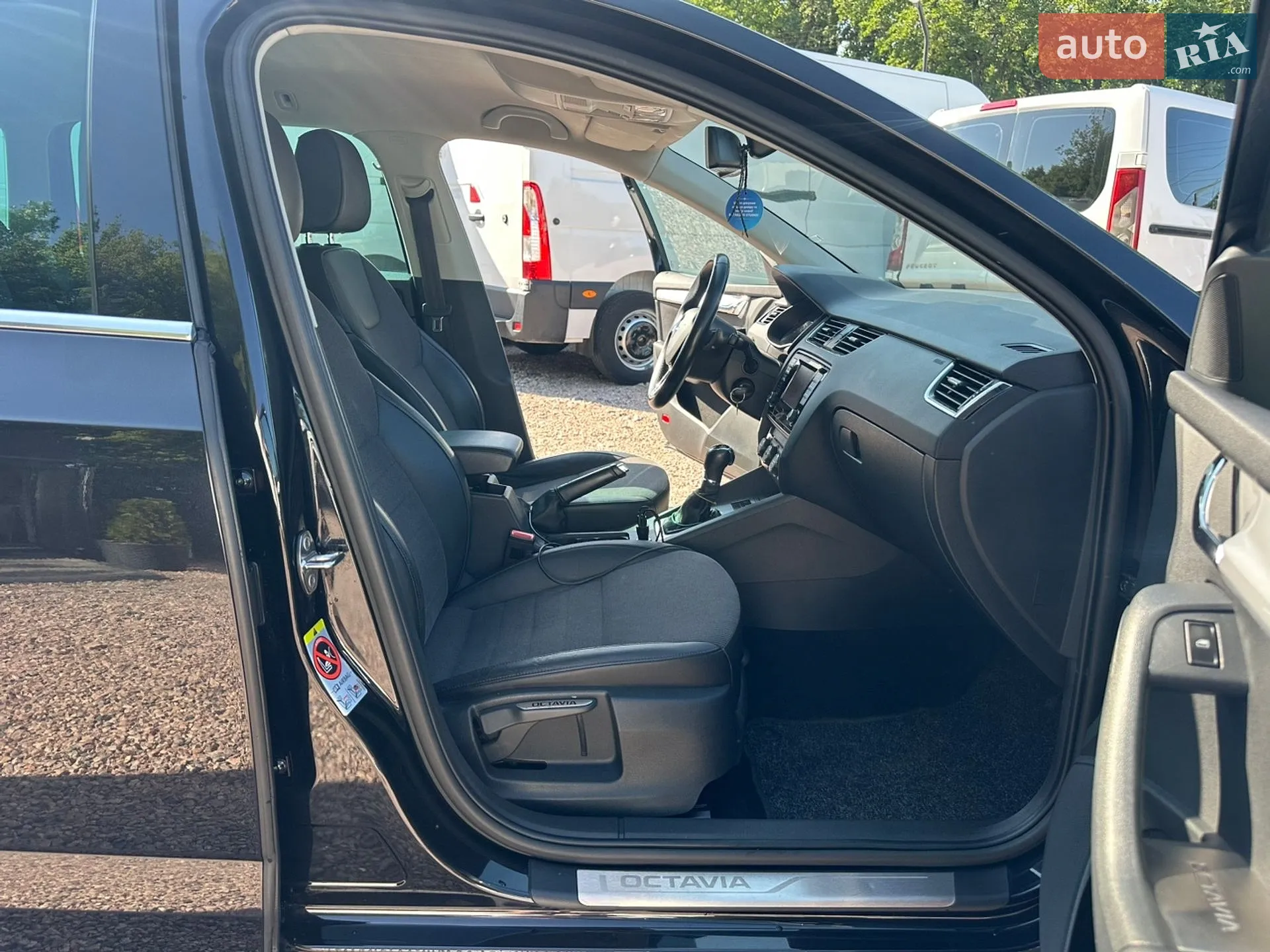 2013 Skoda Octavia - мініатюра 32