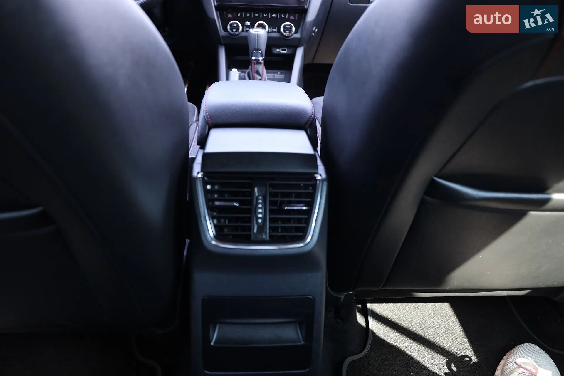 2018 Skoda Octavia - мініатюра 45
