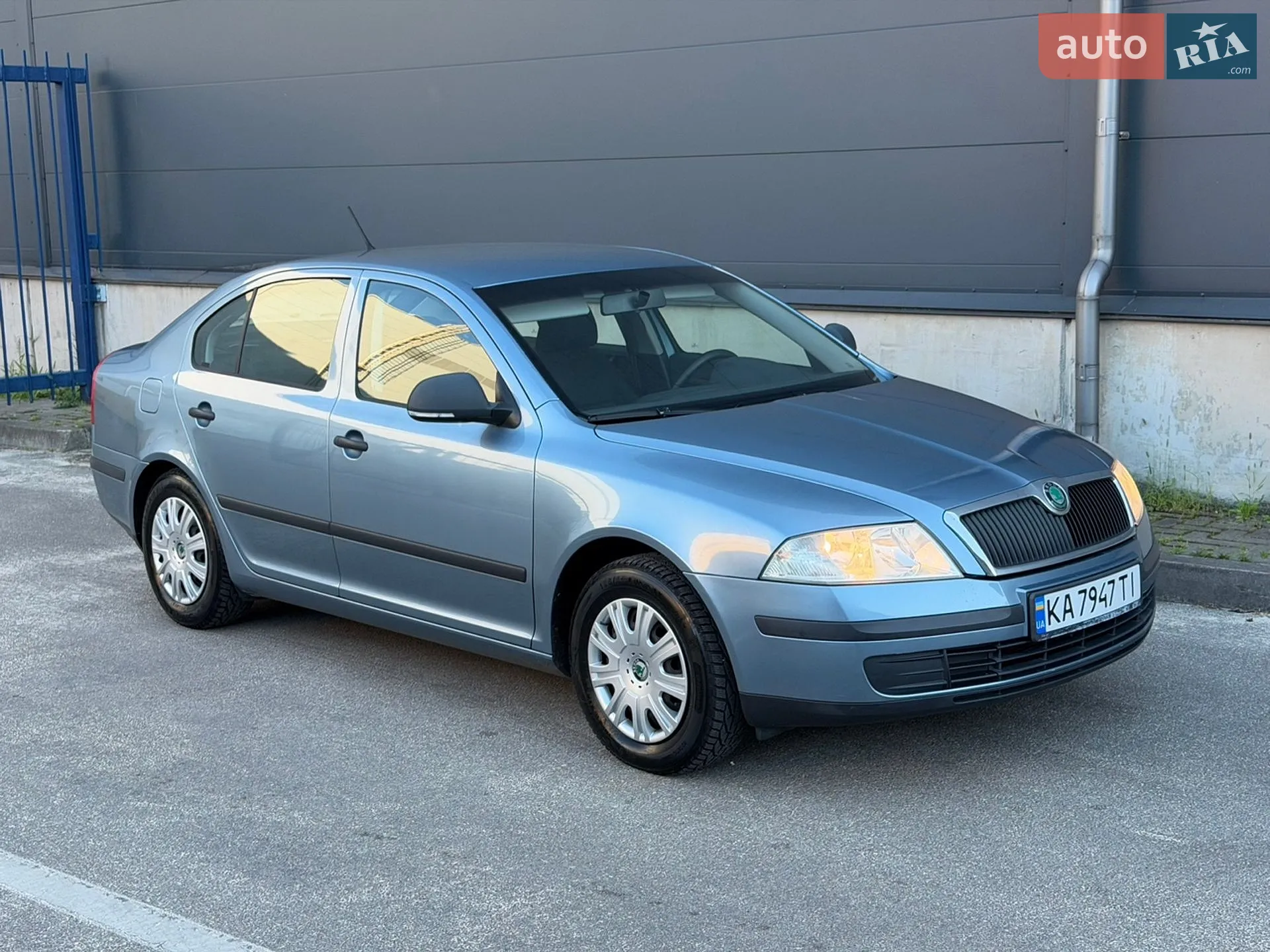 2011 Skoda Octavia - мініатюра 2