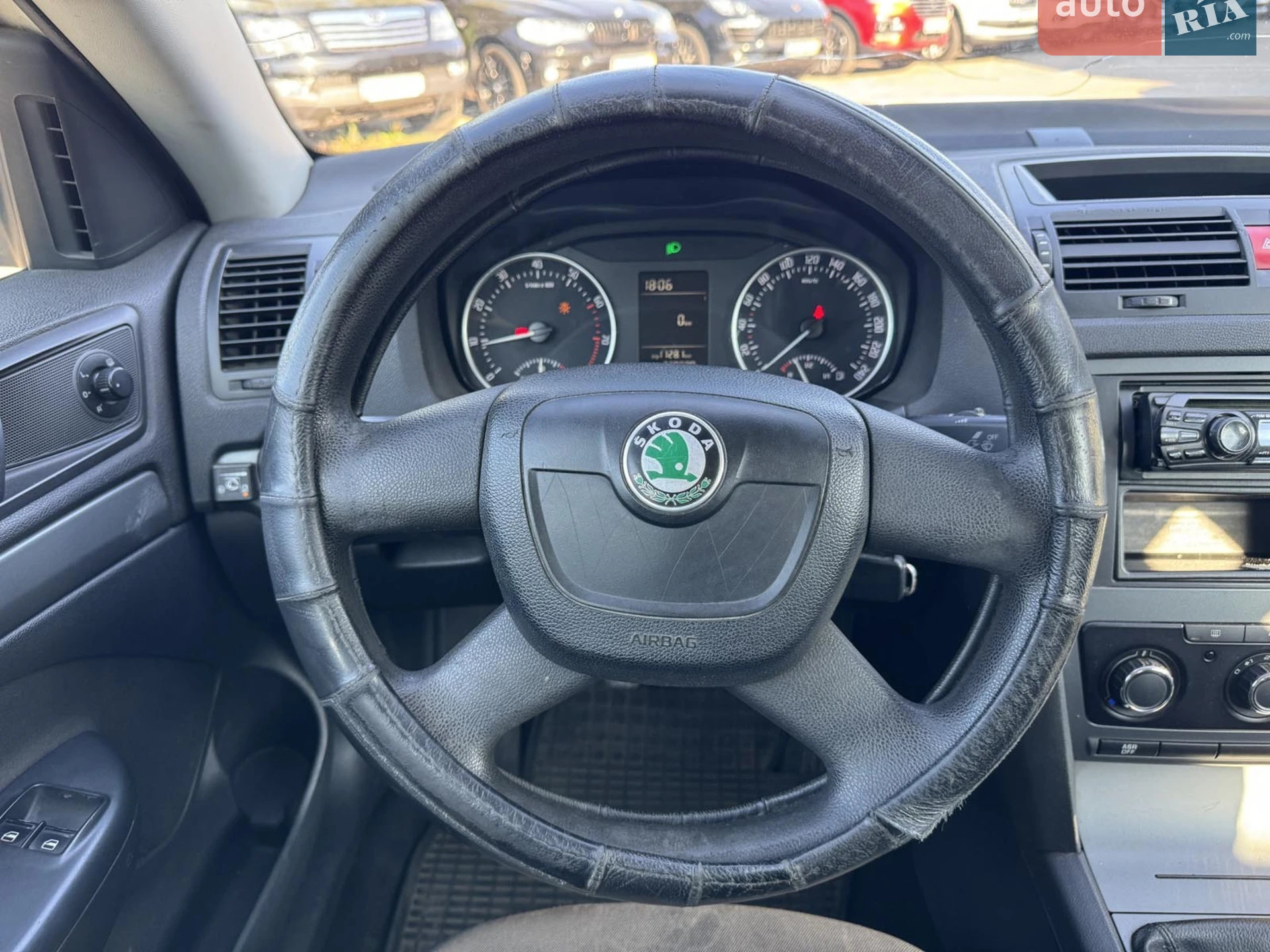 2011 Skoda Octavia - мініатюра 23