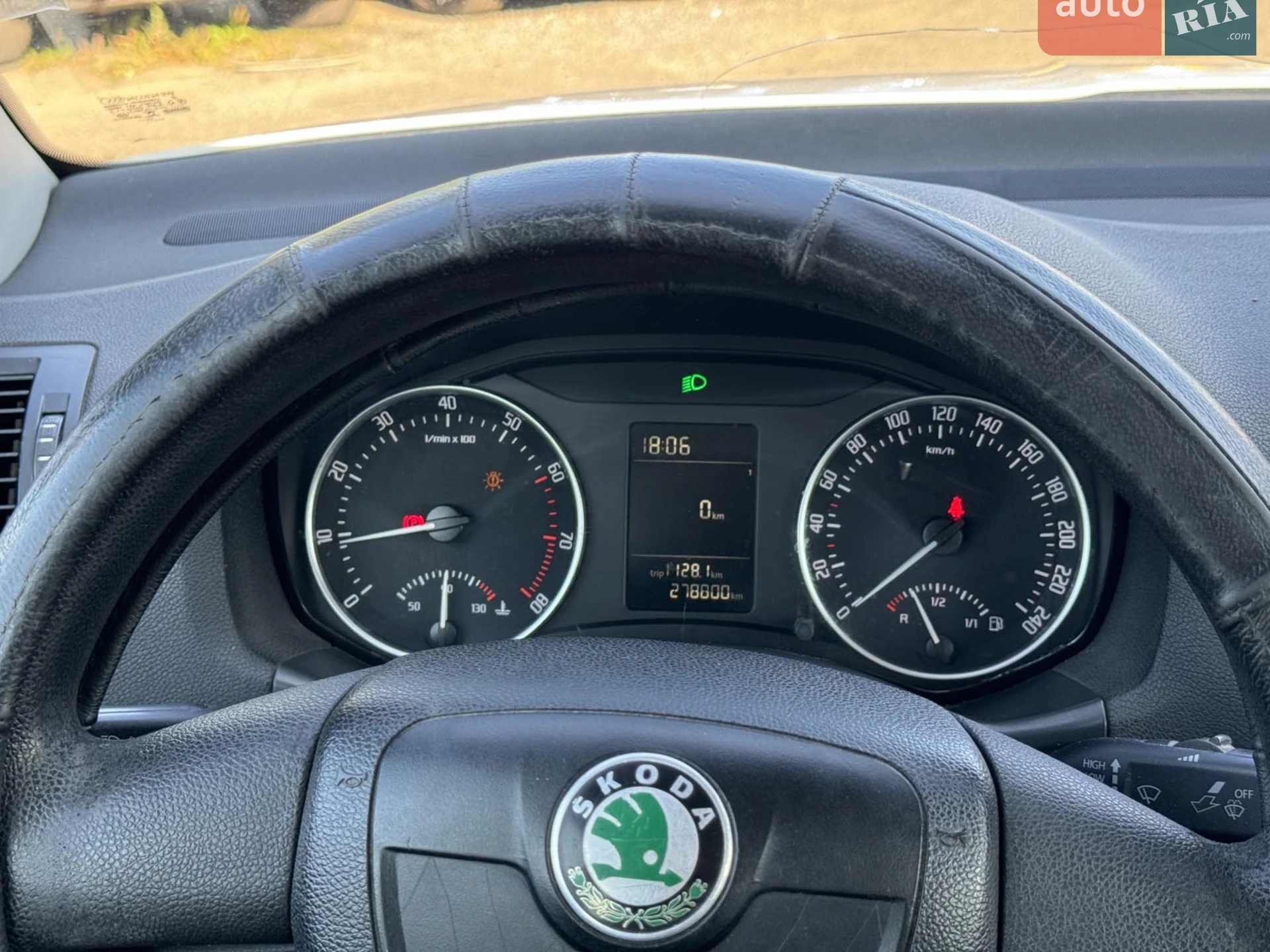 2011 Skoda Octavia - мініатюра 24
