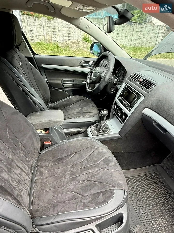 2011 Skoda Octavia - мініатюра 16