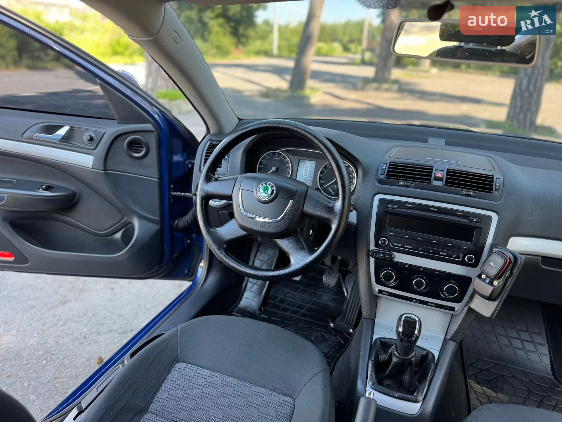 2011 Skoda Octavia - мініатюра 22