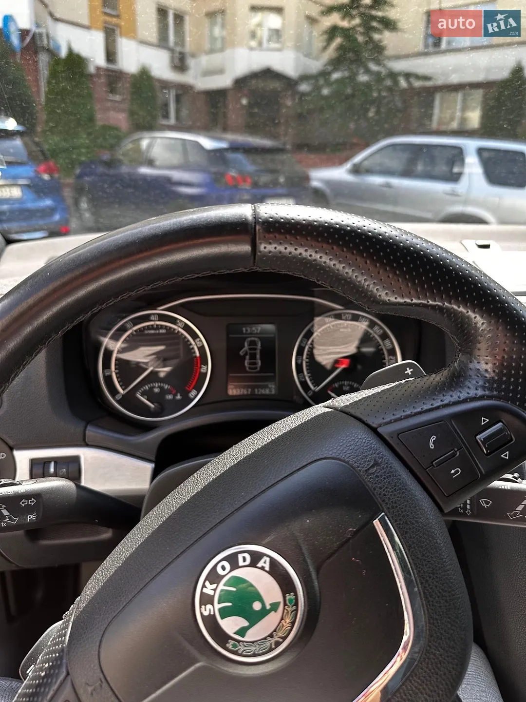 2010 Skoda Octavia - мініатюра 9