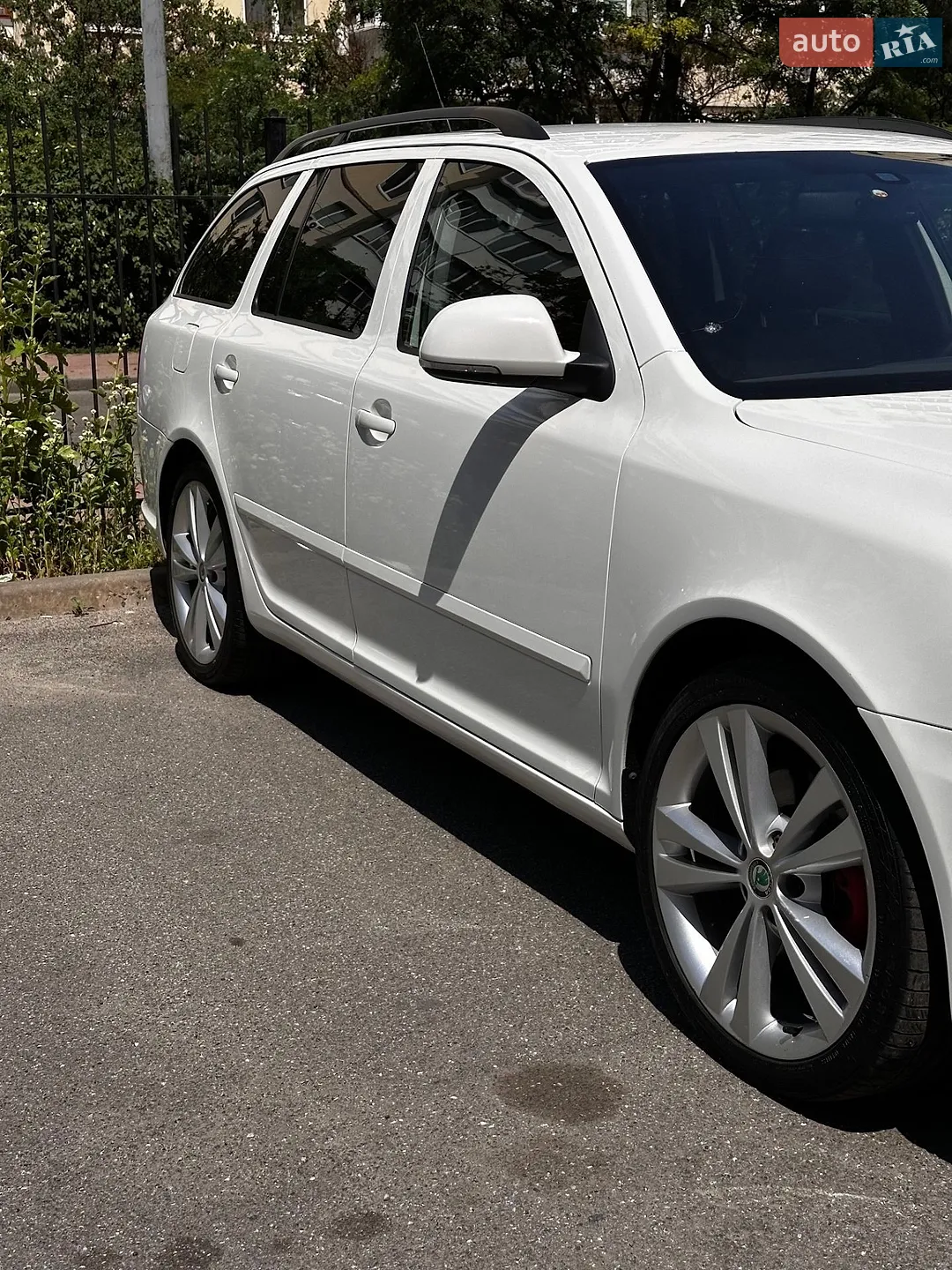 2010 Skoda Octavia - мініатюра 4