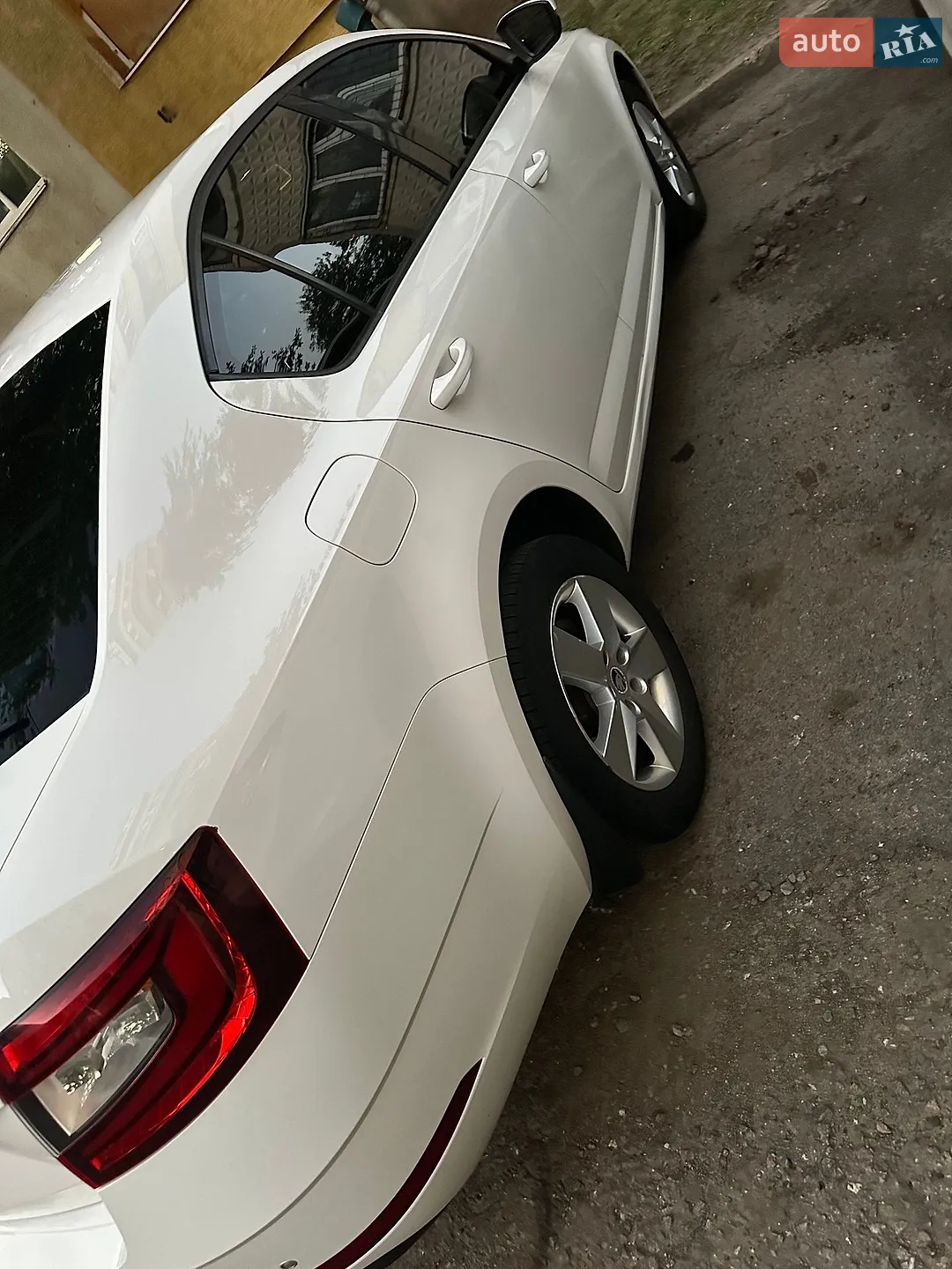 2017 Skoda Octavia - мініатюра 4