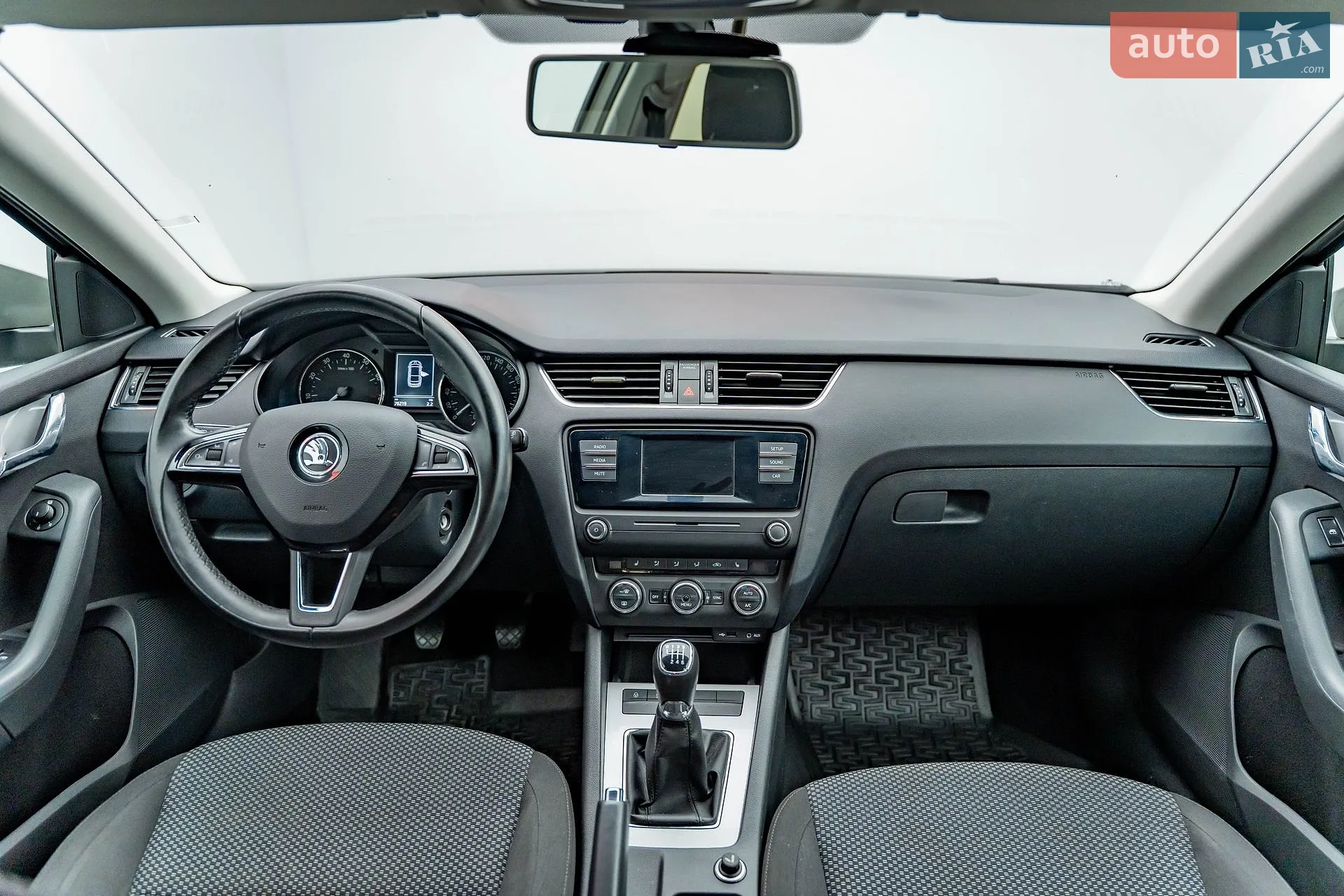 2016 Skoda Octavia - мініатюра 10