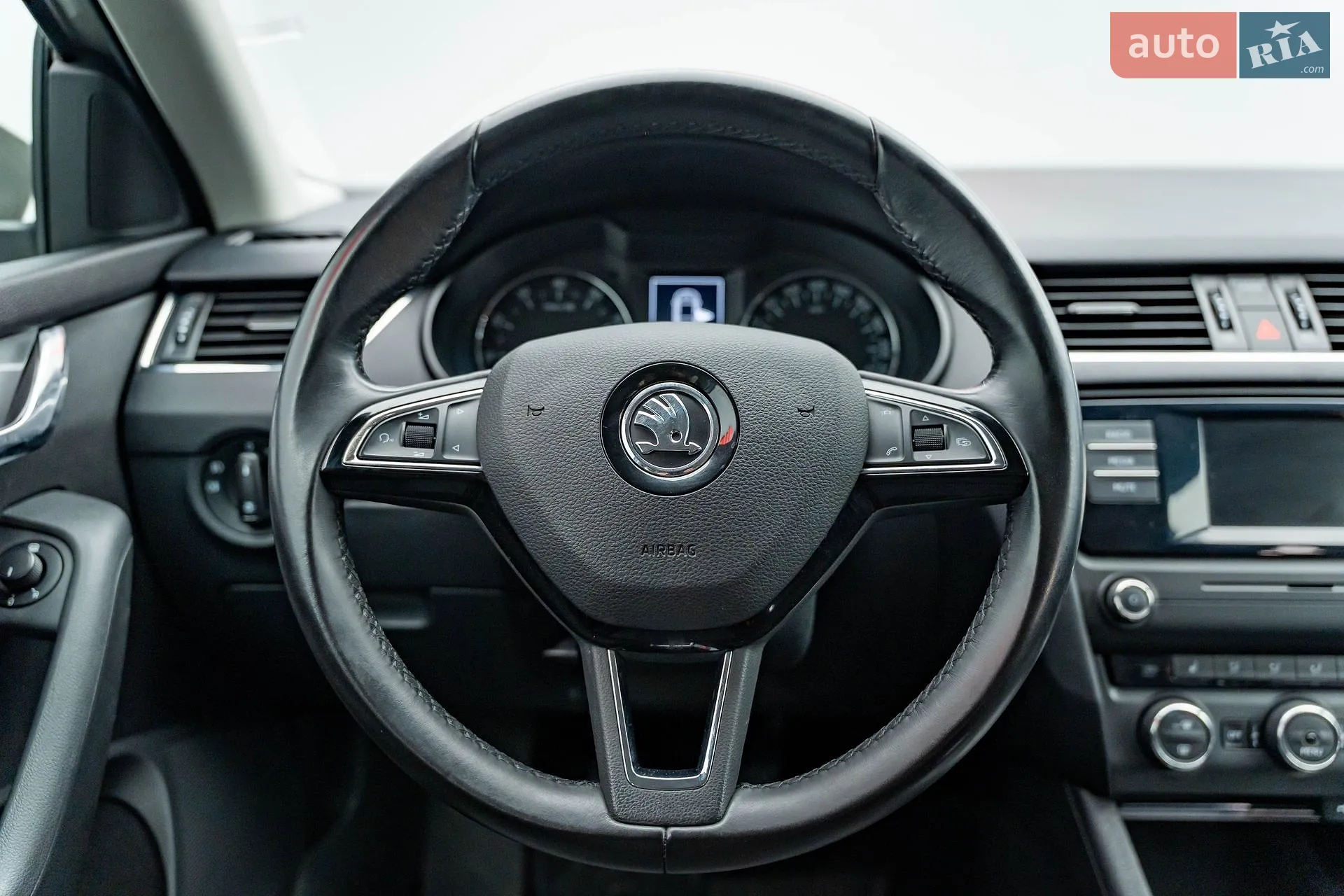 2016 Skoda Octavia - мініатюра 13