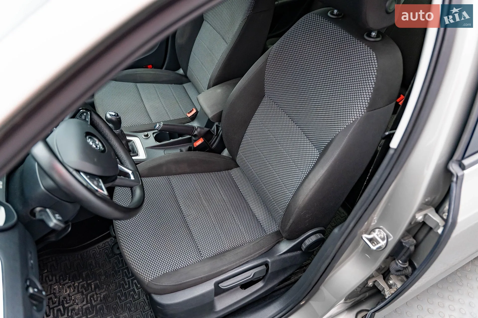 2016 Skoda Octavia - мініатюра 9