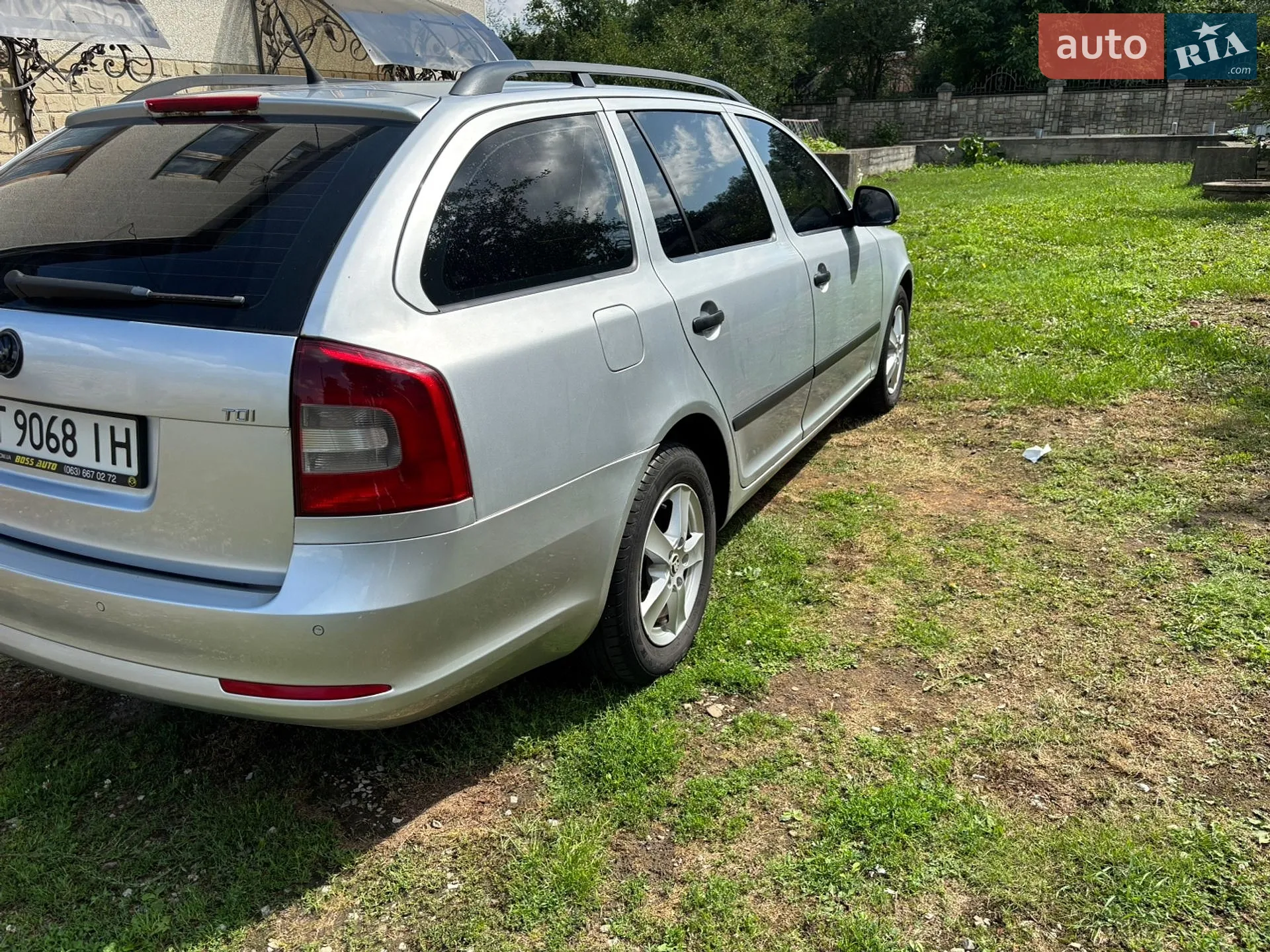 2010 Skoda Octavia - мініатюра 5