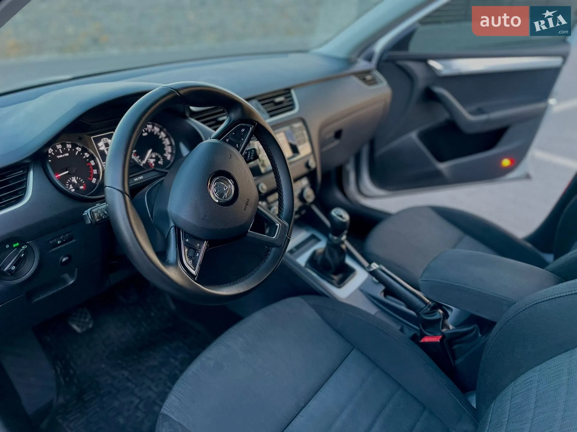 2015 Skoda Octavia - мініатюра 29