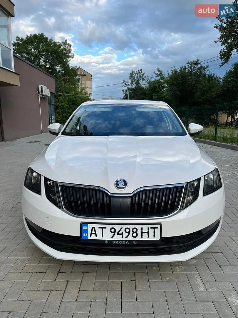 2018 Skoda Octavia - фото 1