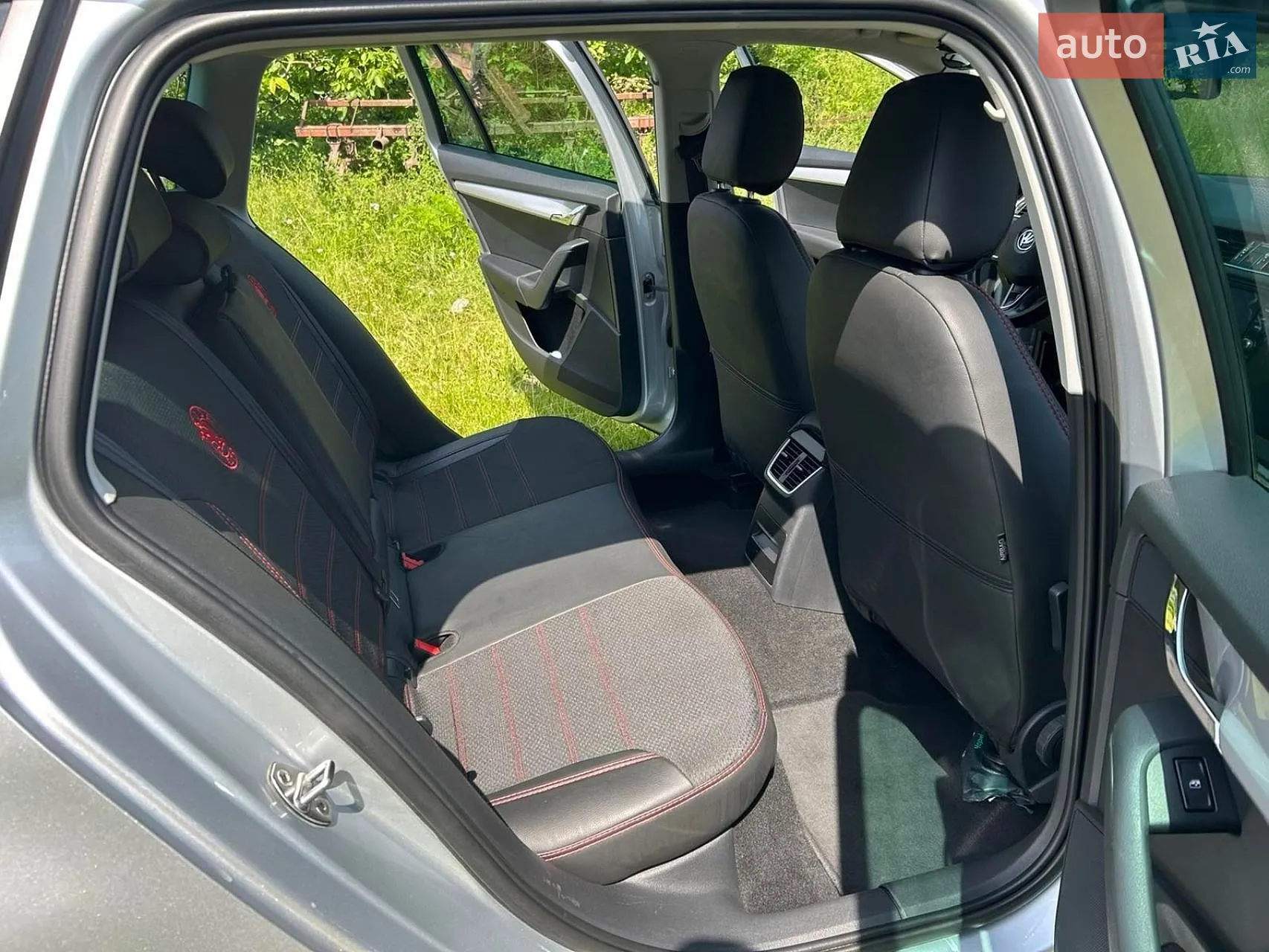 2015 Skoda Octavia - мініатюра 12