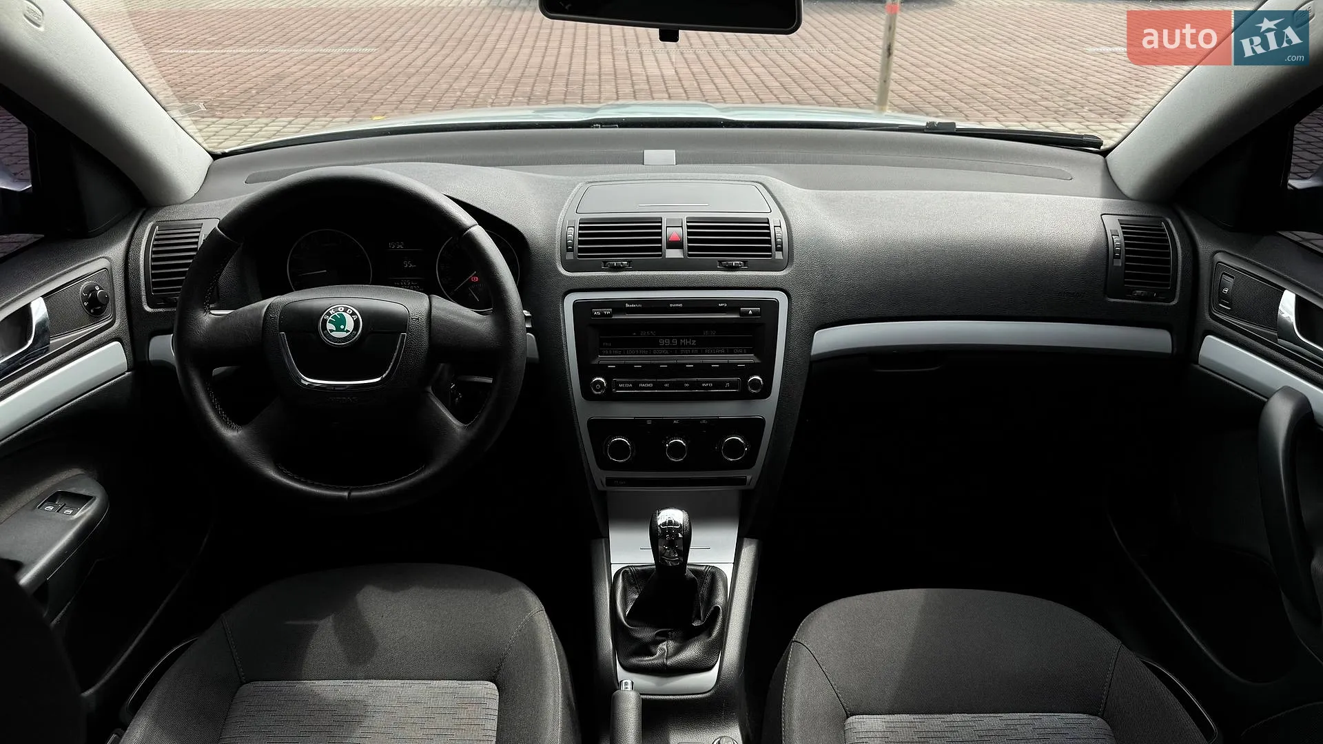2010 Skoda Octavia - мініатюра 32