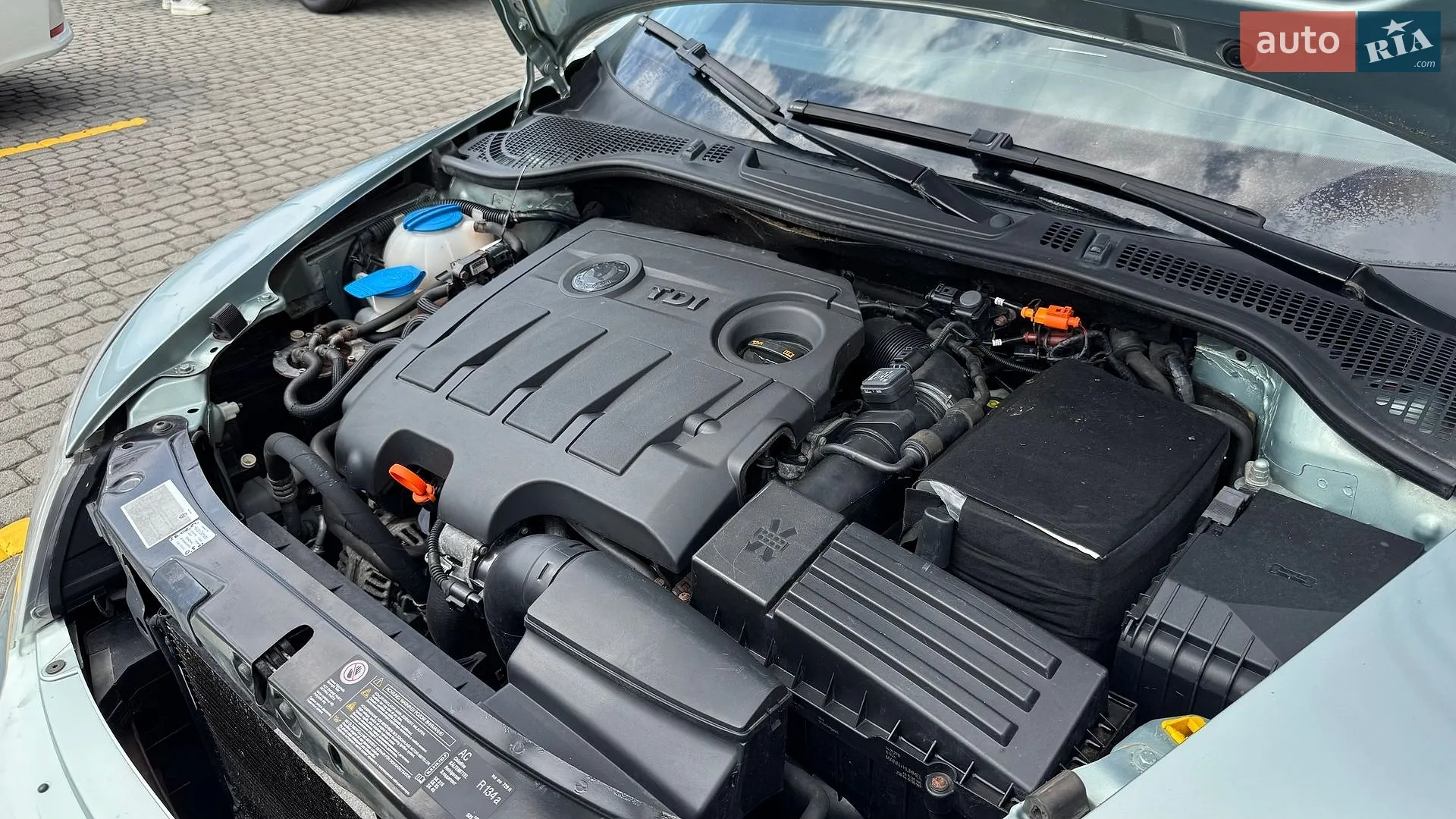 2010 Skoda Octavia - мініатюра 44