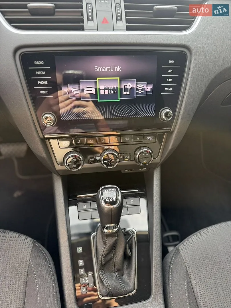 2017 Skoda Octavia - мініатюра 23