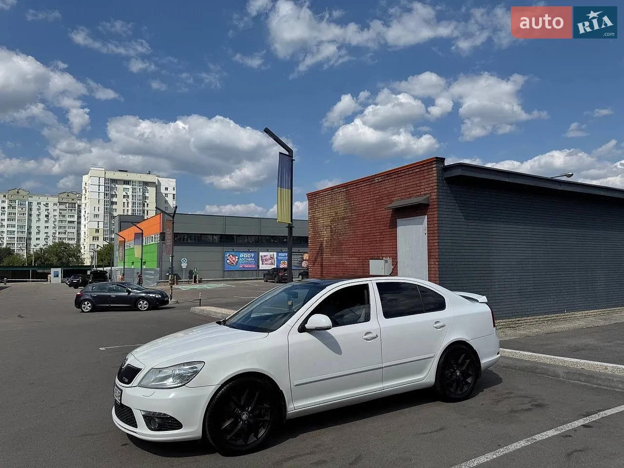 2011 Skoda Octavia - мініатюра 2