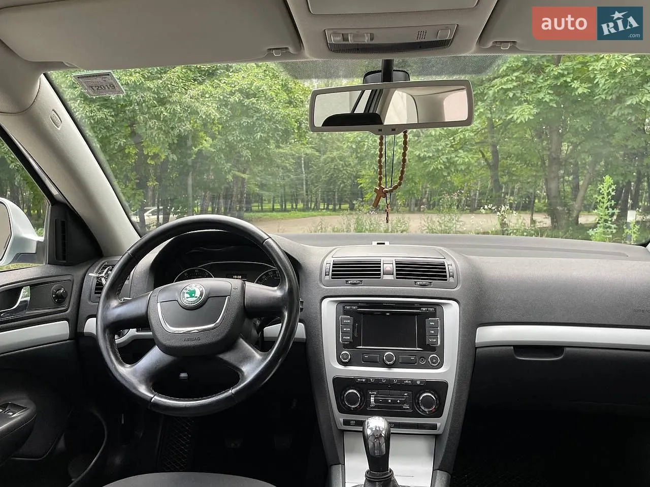 2010 Skoda Octavia - мініатюра 19