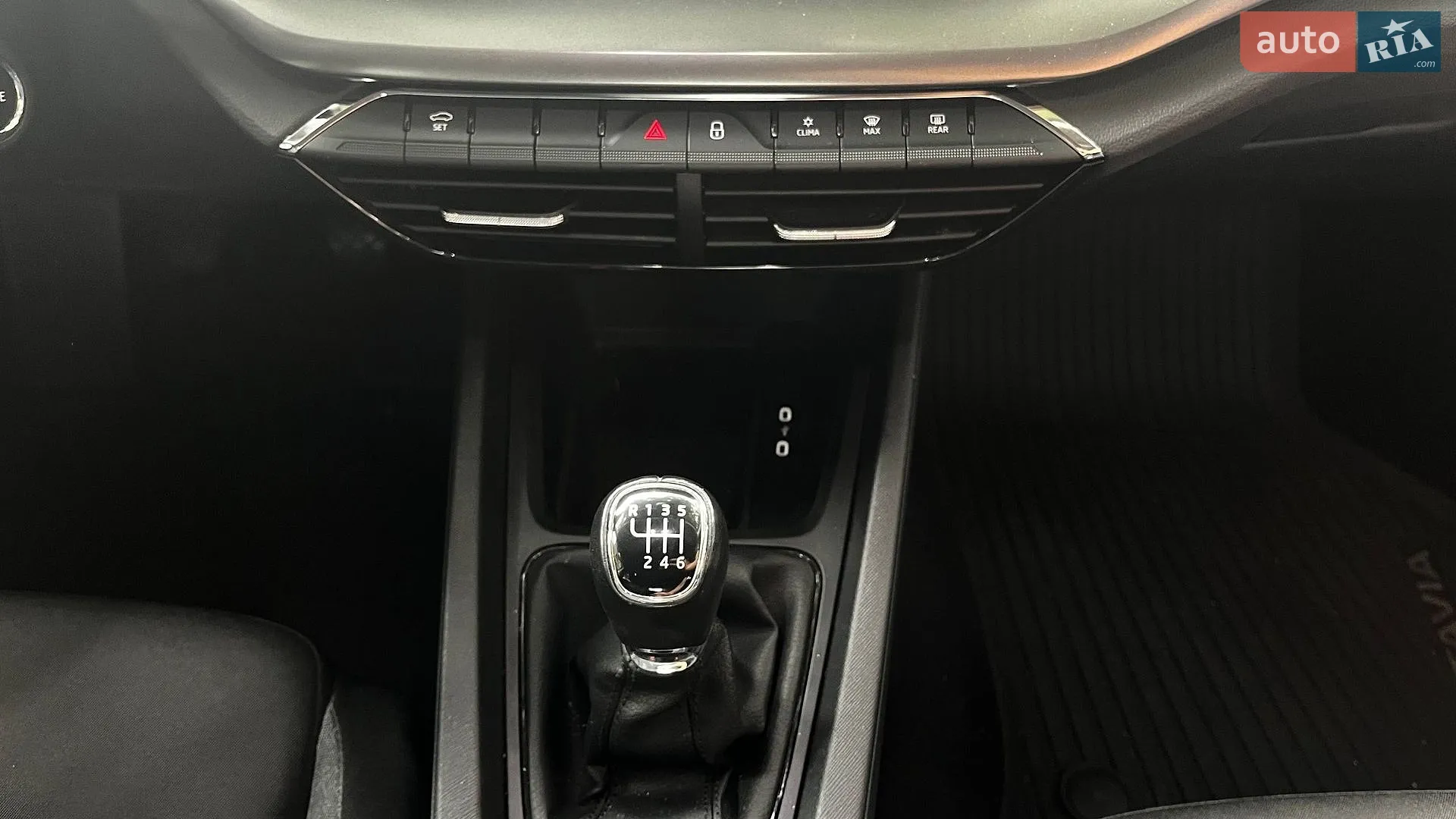 2022 Skoda Octavia - мініатюра 12