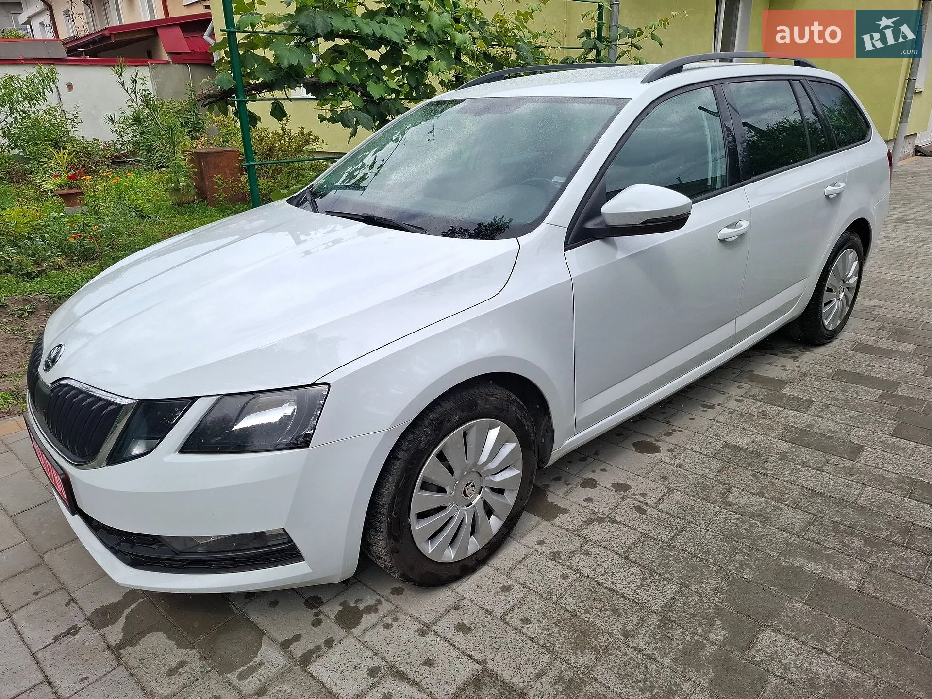 2017 Skoda Octavia - мініатюра 2