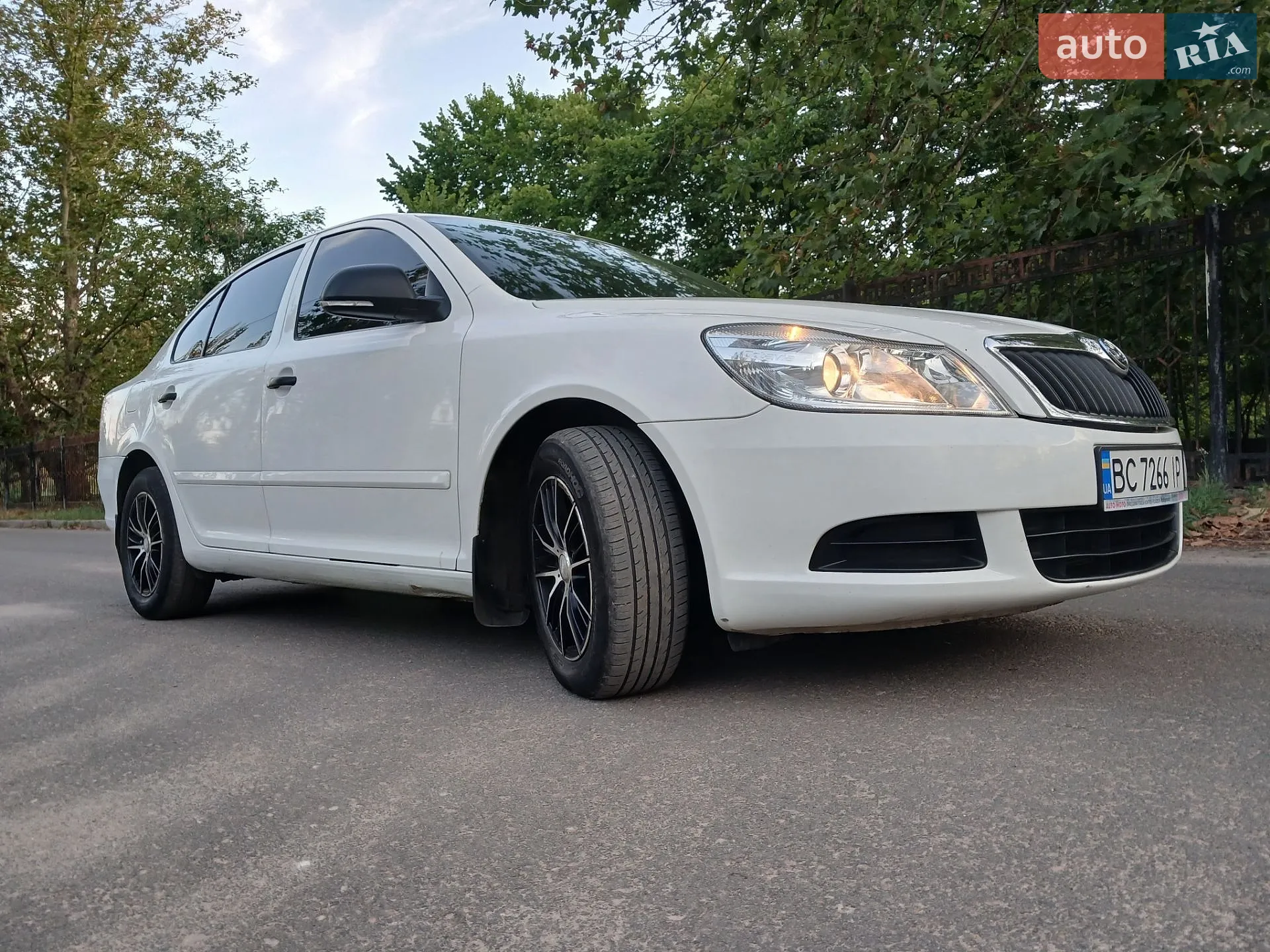 2010 Skoda Octavia - мініатюра 21