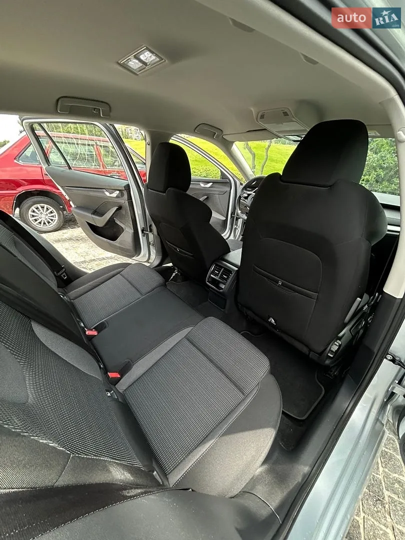 2021 Skoda Octavia - мініатюра 14