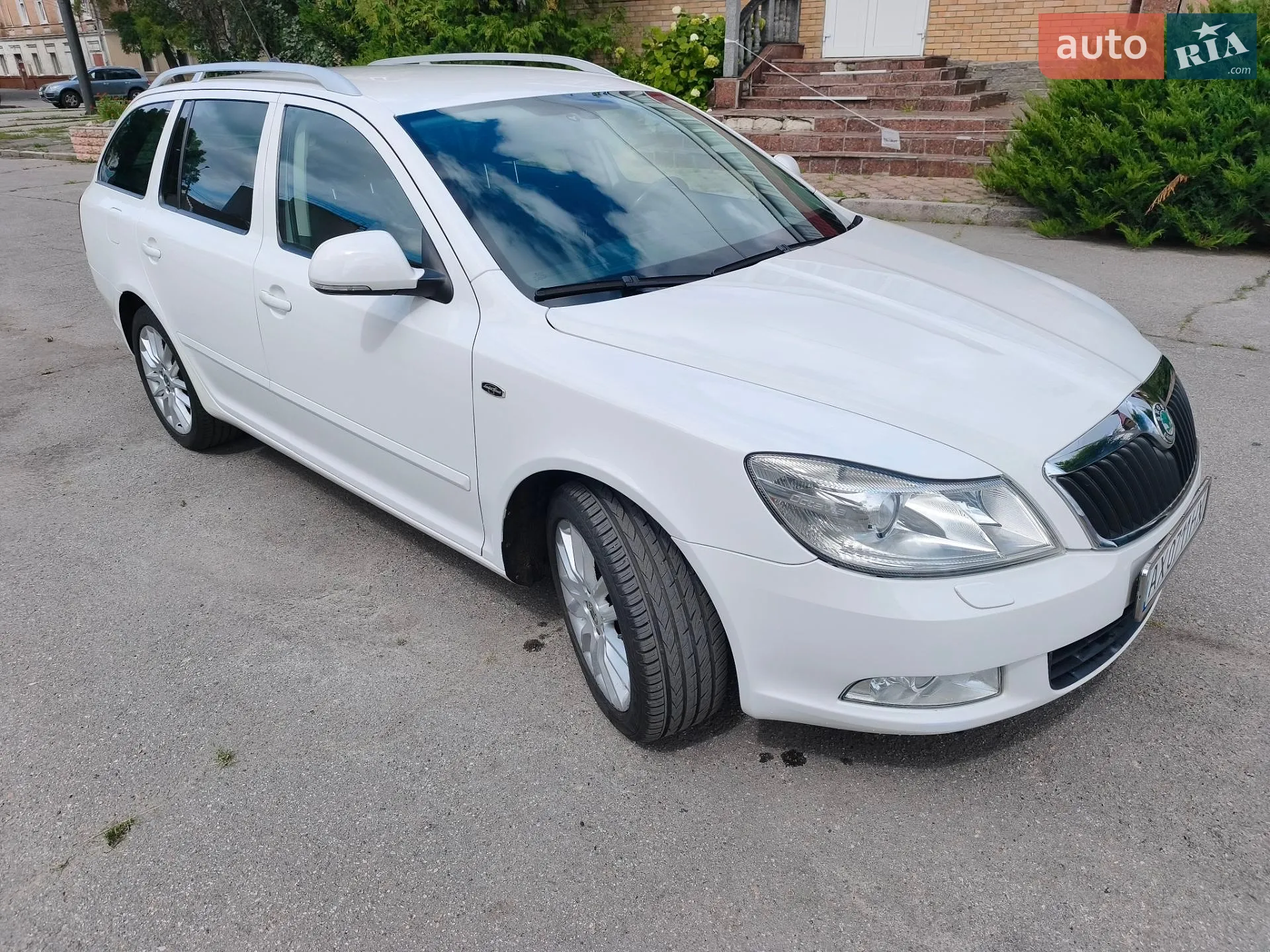 2010 Skoda Octavia - мініатюра 4