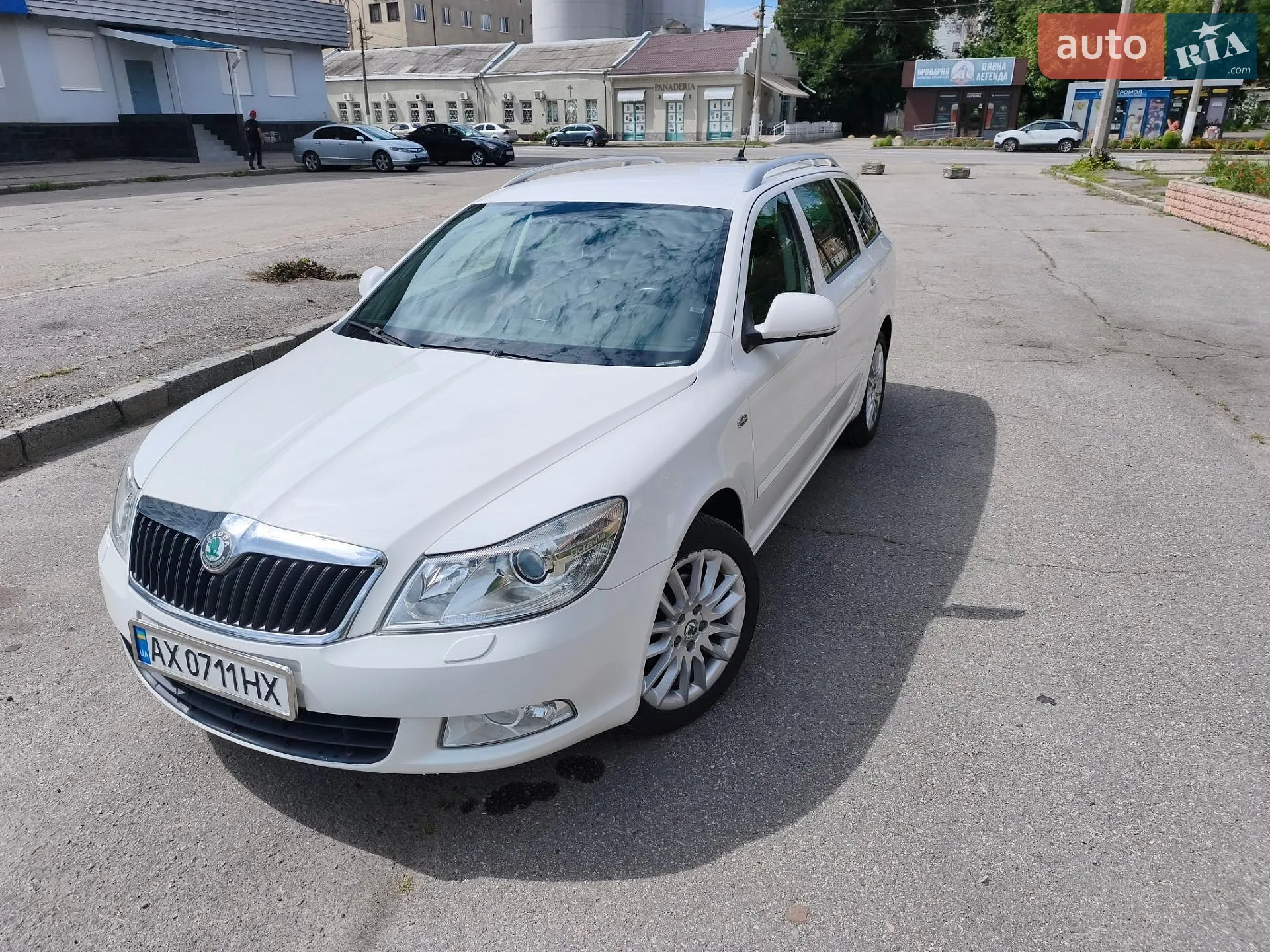 2010 Skoda Octavia - мініатюра 15