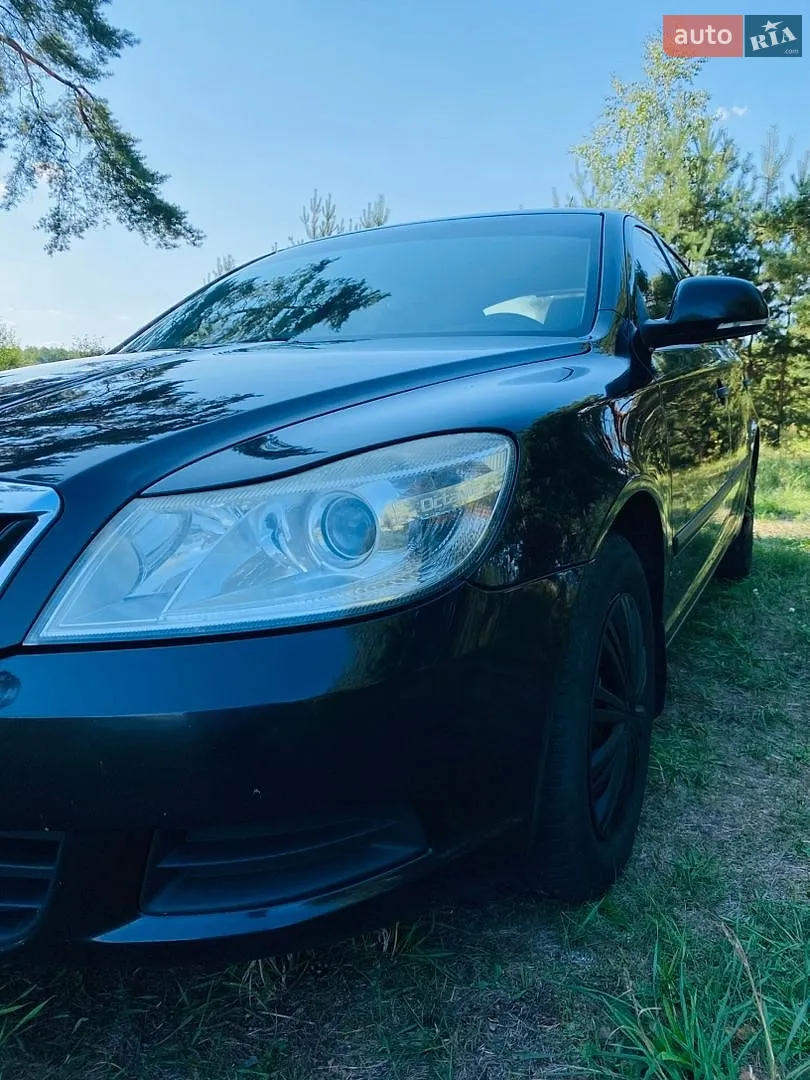 2010 Skoda Octavia - мініатюра 6