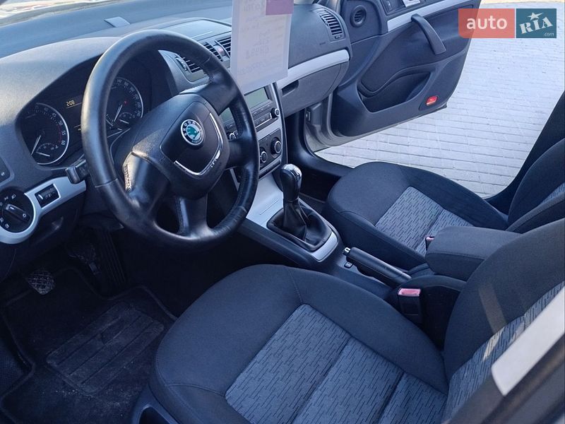 Лифтбек Skoda Octavia 2010 в Хмельнике