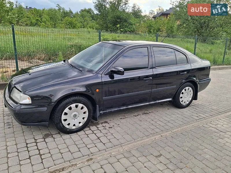 Skoda Octavia 2000