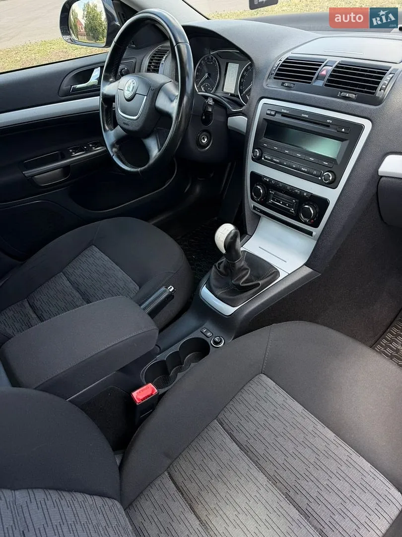 2011 Skoda Octavia - мініатюра 11