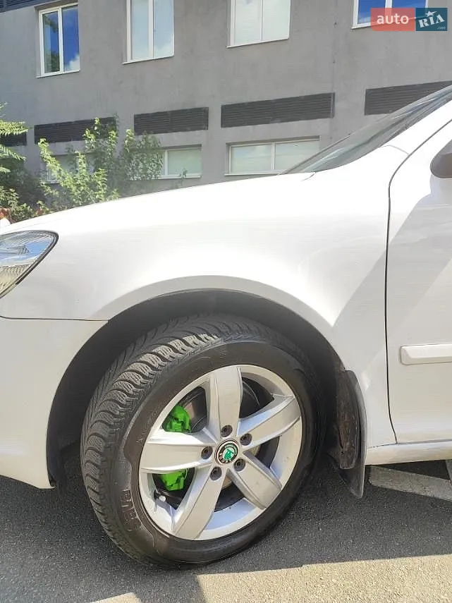 2012 Skoda Octavia - мініатюра 13