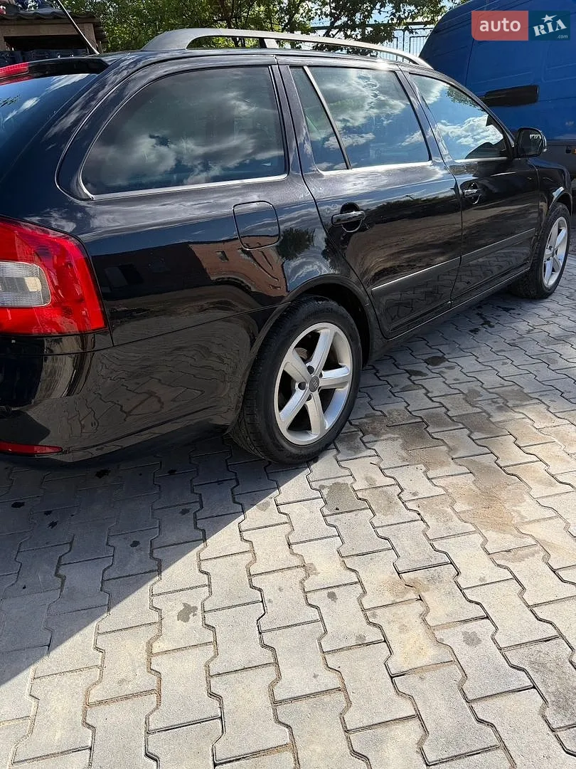 2011 Skoda Octavia - мініатюра 10
