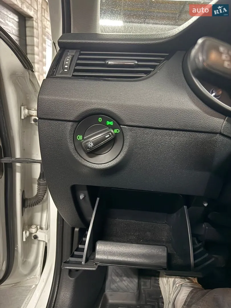 2019 Skoda Octavia - мініатюра 31