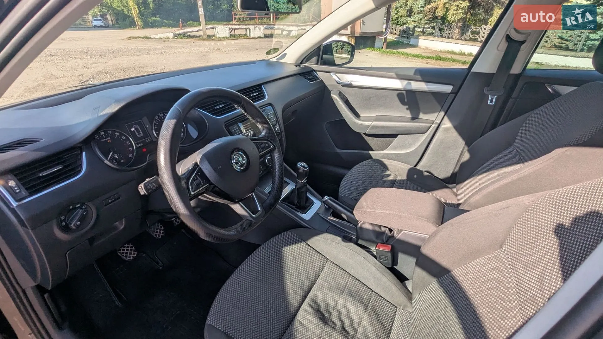 2014 Skoda Octavia - мініатюра 28