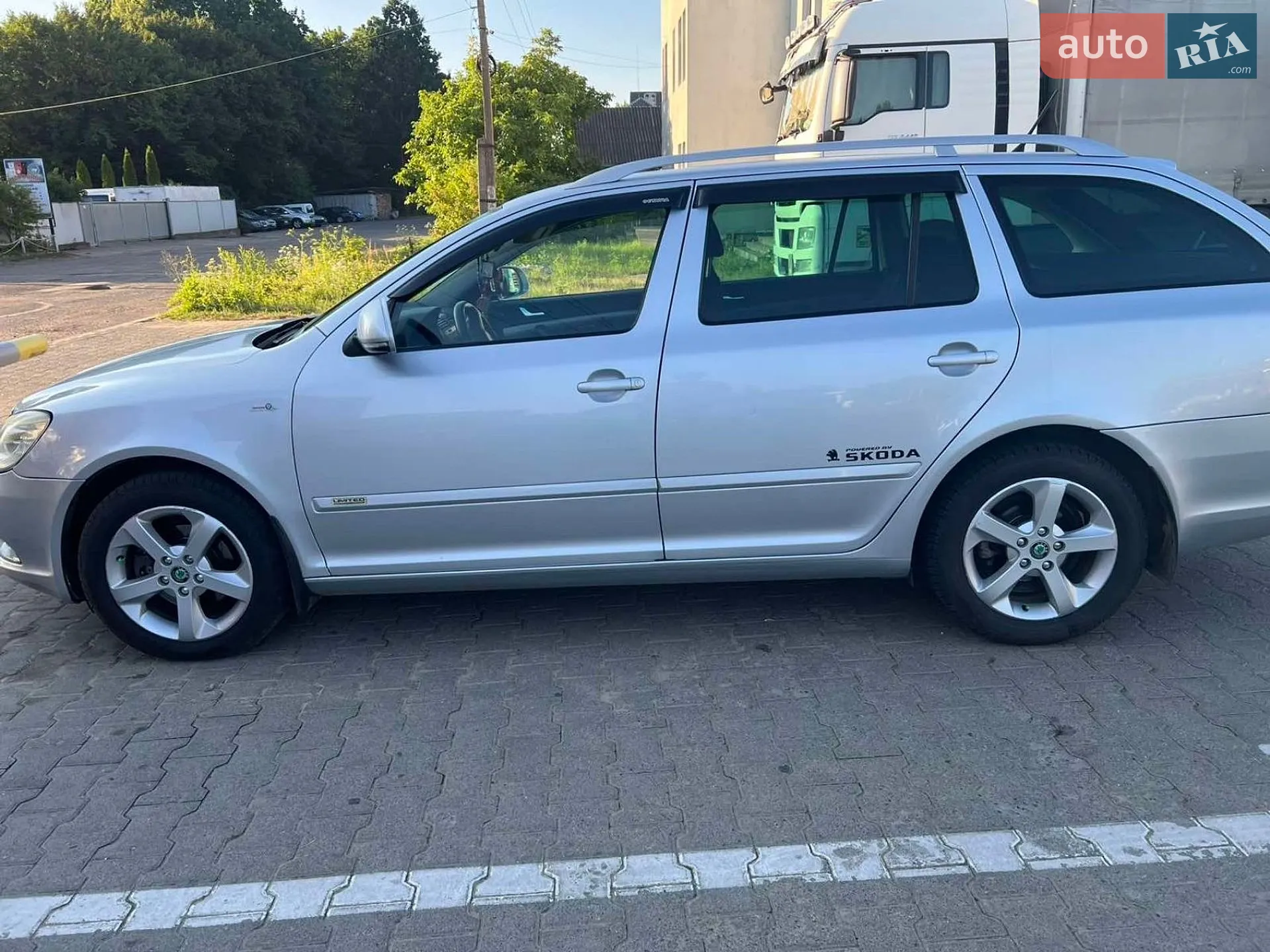 2012 Skoda Octavia - мініатюра 2