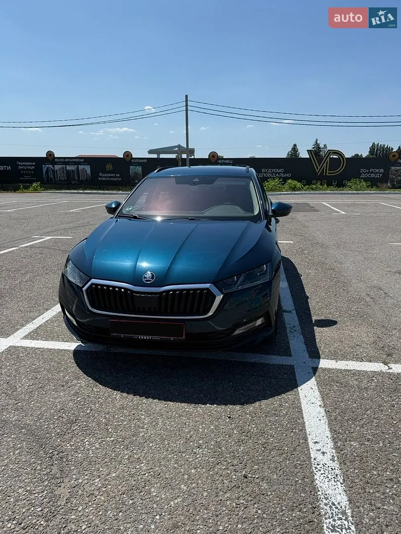 2022 Skoda Octavia - фото 1