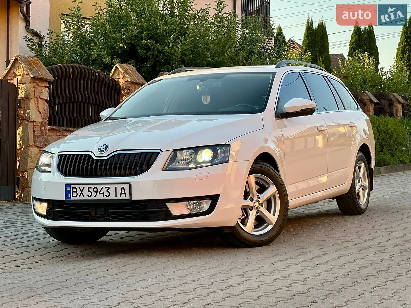 2015 Skoda Octavia - фото 1