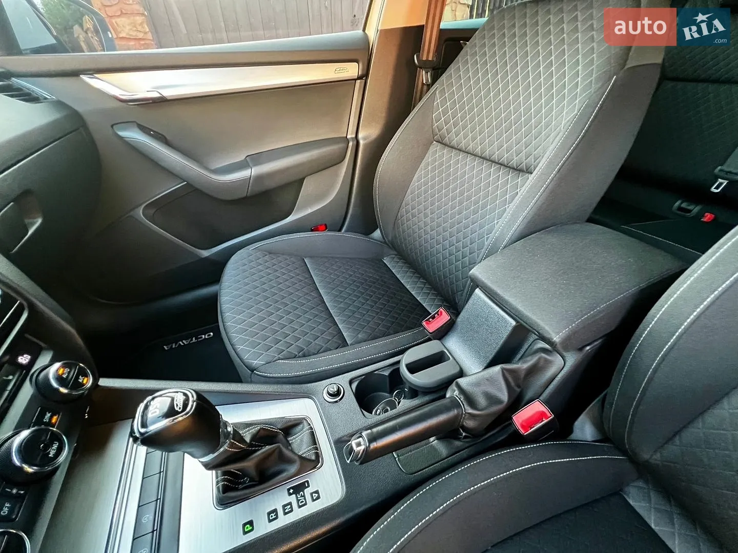 2015 Skoda Octavia - мініатюра 25